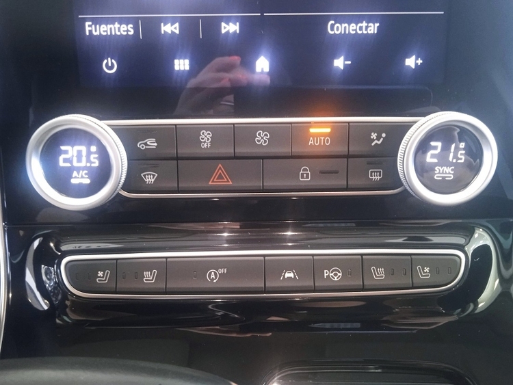 Renault Espace INITIALE PARIS 7 PLAZAS foto 17