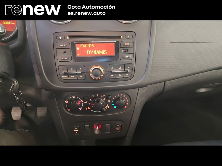 Dacia Sandero ESSENTIAL 1.2 foto 11
