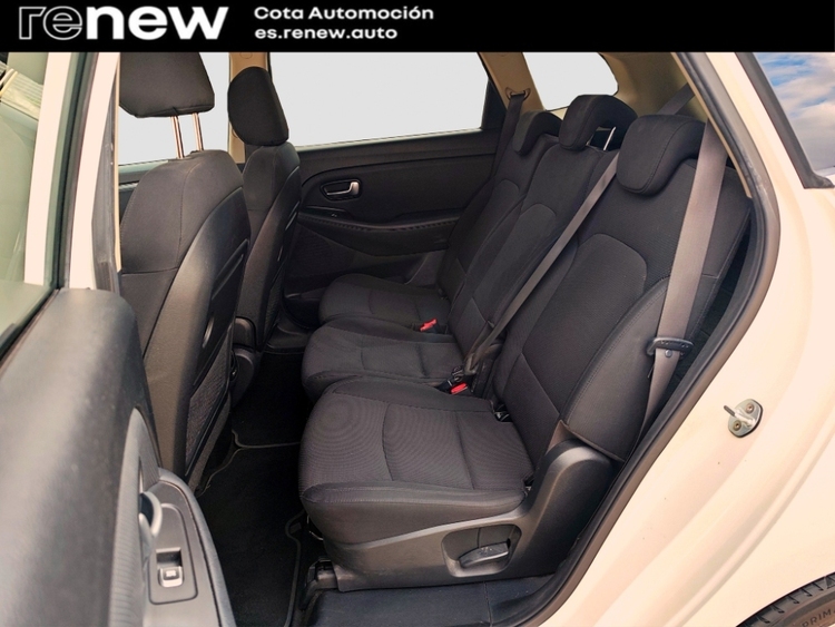 Kia Carens Drive foto 14