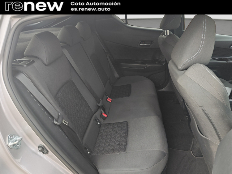Toyota C-HR Hybrid Advance foto 18