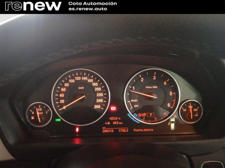 BMW Serie 3 318 d foto 15