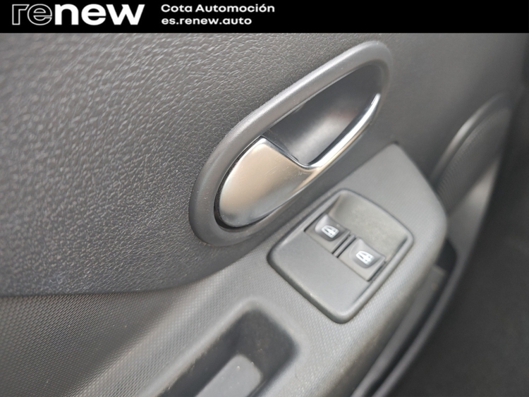 Dacia Sandero Stepway Essential foto 15