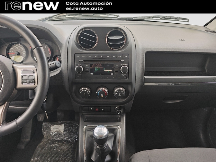 Jeep Compass Sport 4x2 foto 12