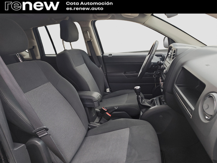 Jeep Compass Sport 4x2 foto 19