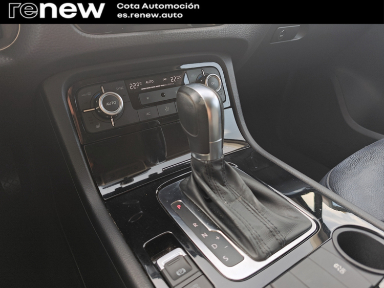 Volkswagen Touareg V6 TDI BlueMotion Premium foto 23