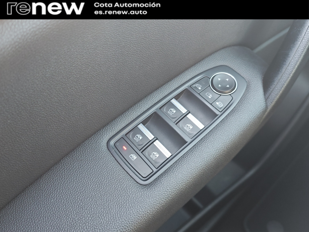 RENAULT CAPTUR ZEN TCE 130 foto 16