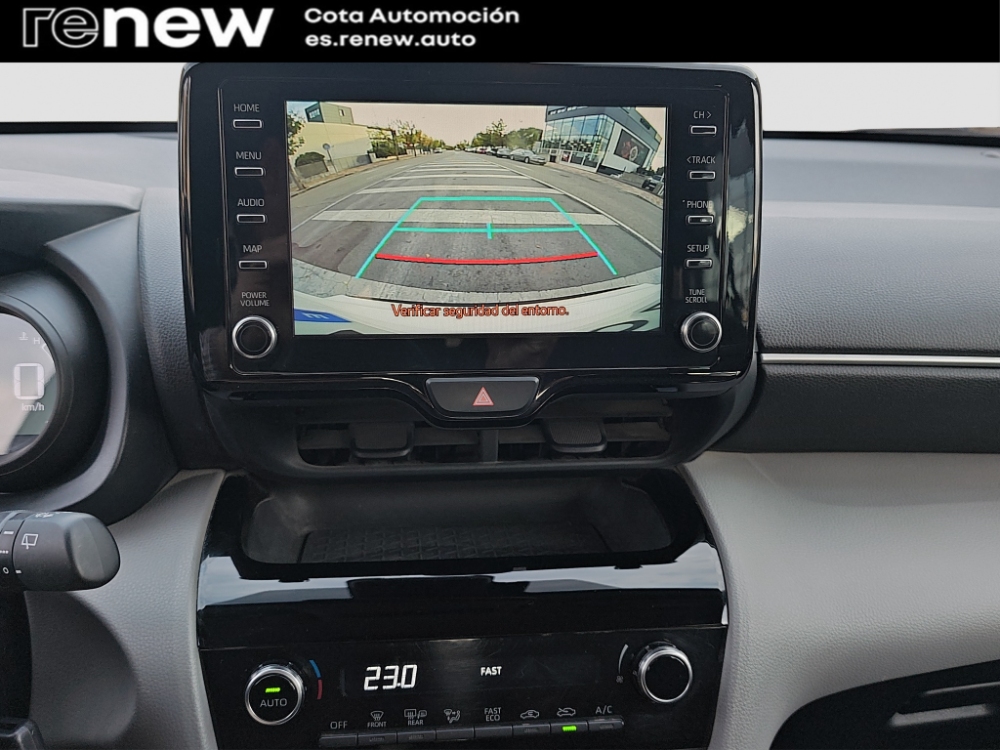 TOYOTA YARIS CROSS 1.5 BUSINESS PLUS 120CV HIBRIDO foto 16