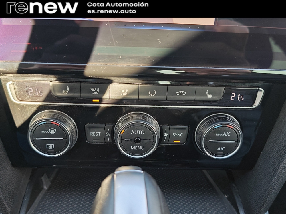 Volkswagen Passat R-Line foto 22