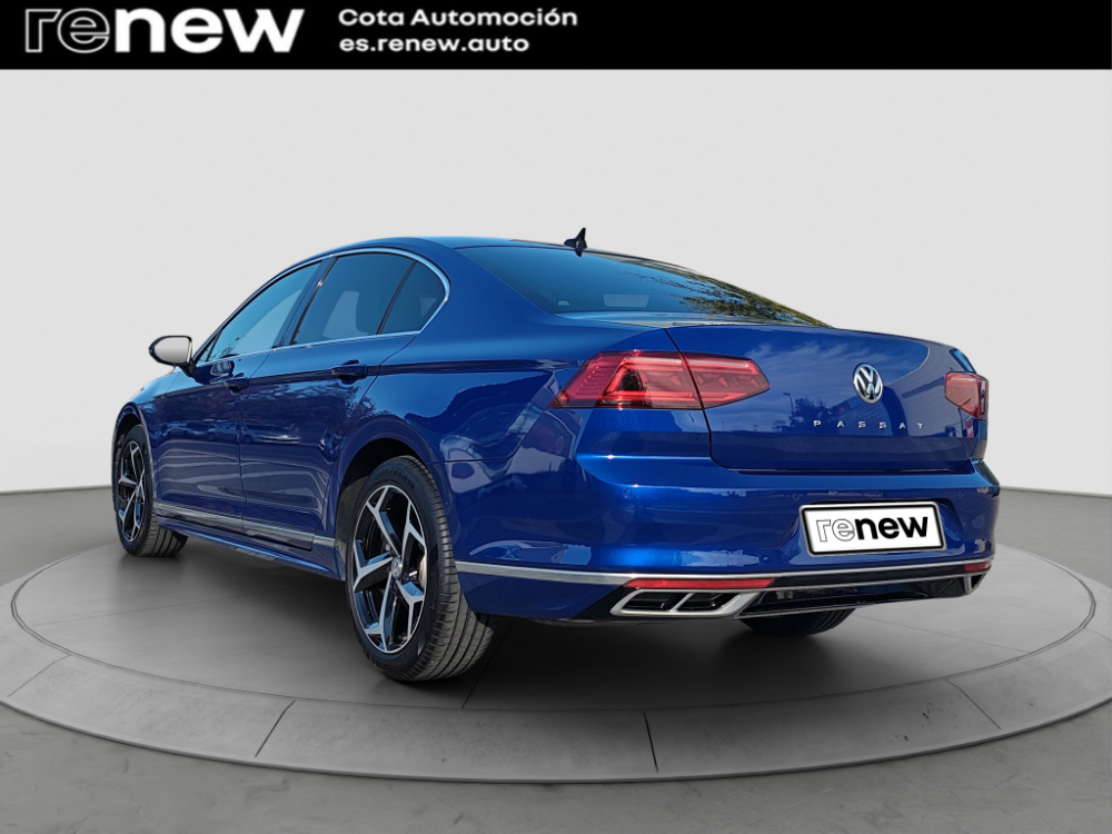 Volkswagen Passat R-Line foto 5