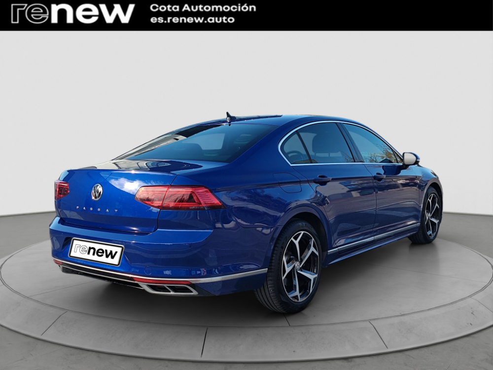 Volkswagen Passat R-Line foto 9