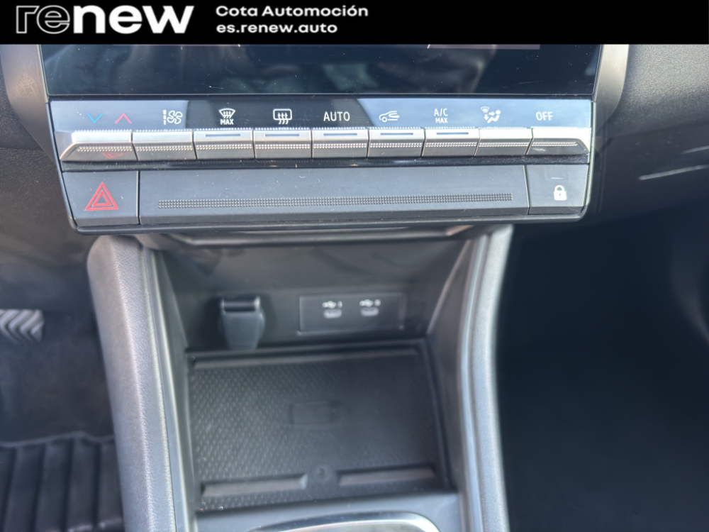 Renault Captur II Techno miniatura 20