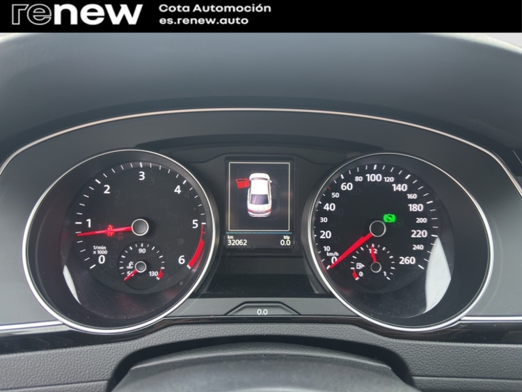 Volkswagen Passat Advance BMT foto 15