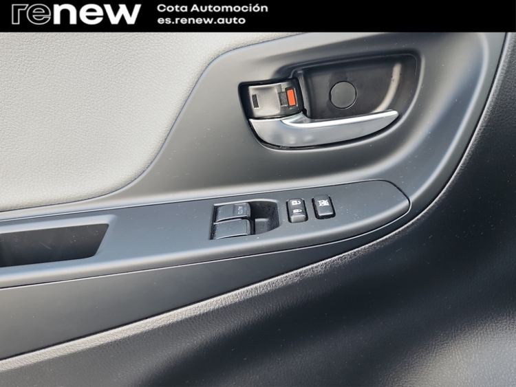 Toyota Yaris Active foto 16