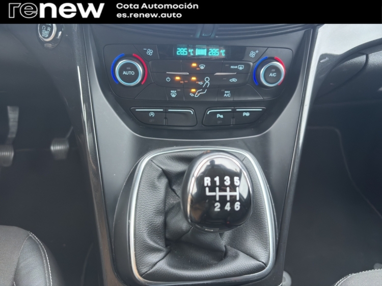 Ford Kuga Titanium foto 19