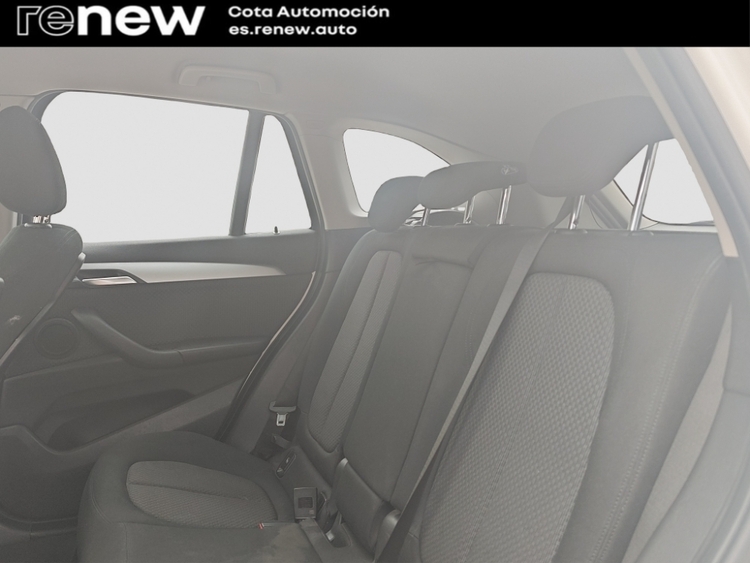 BMW Serie X1 sDrive 18d foto 8