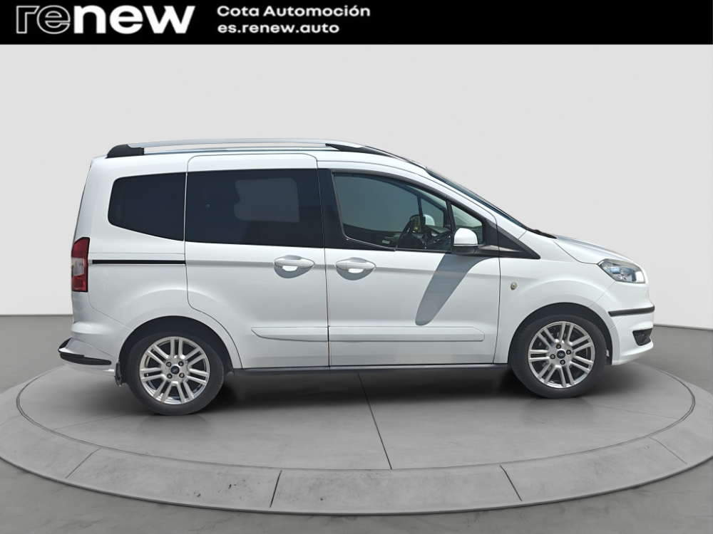 Ford Tourneo Courier Titanium miniatura 10