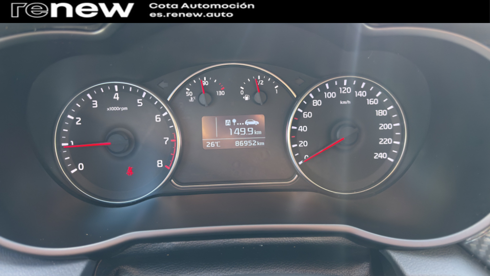Kia Carens Concept miniatura 15