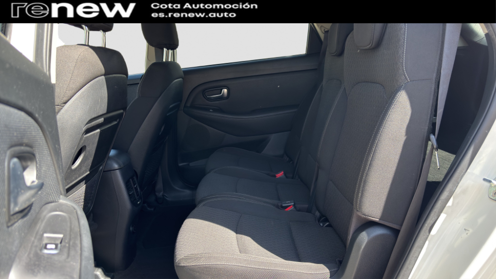 Kia Carens Concept miniatura 8