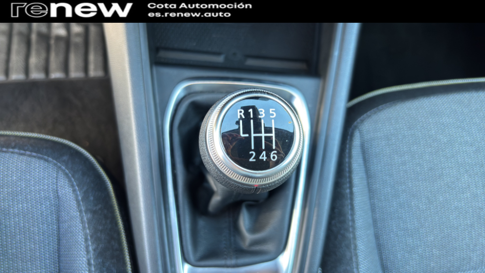 Renault Captur II Techno miniatura 26