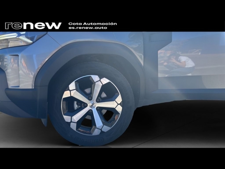 Dacia Duster TCE JOURNEY 140CV foto 24