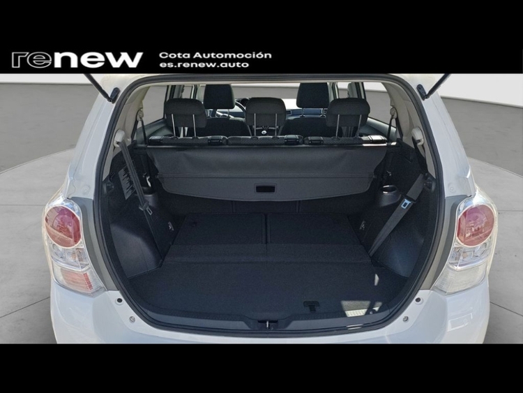 Toyota Verso Comfort foto 16