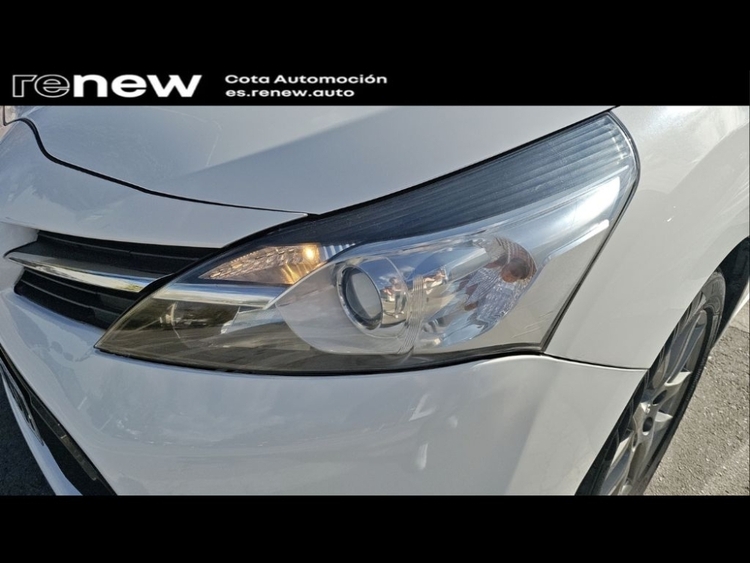 Toyota Verso Comfort foto 22