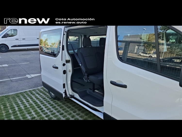 Renault Trafic Mixto N1 L2H1 3,0t (5/6 plazas) largo foto 27