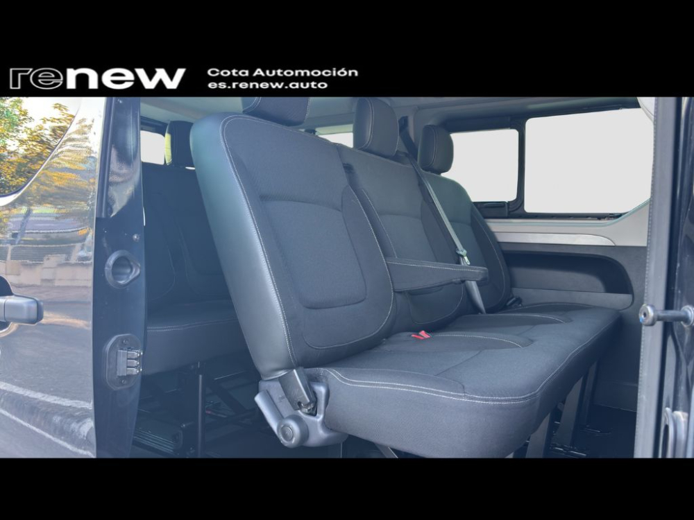 Renault Trafic L2H1 3,0t (8/9 asientos) Equilibre foto 8