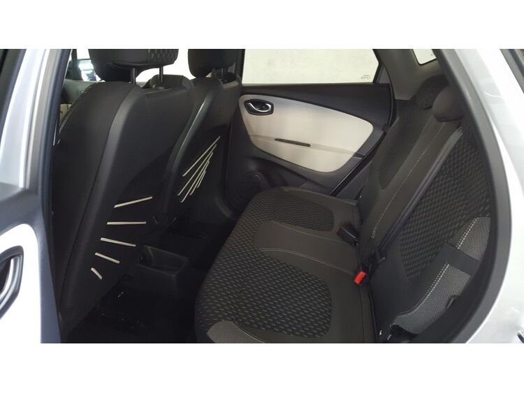 Renault Captur ZEN EDC TCE 150 C.V. GPF AUTOMATICO foto 17