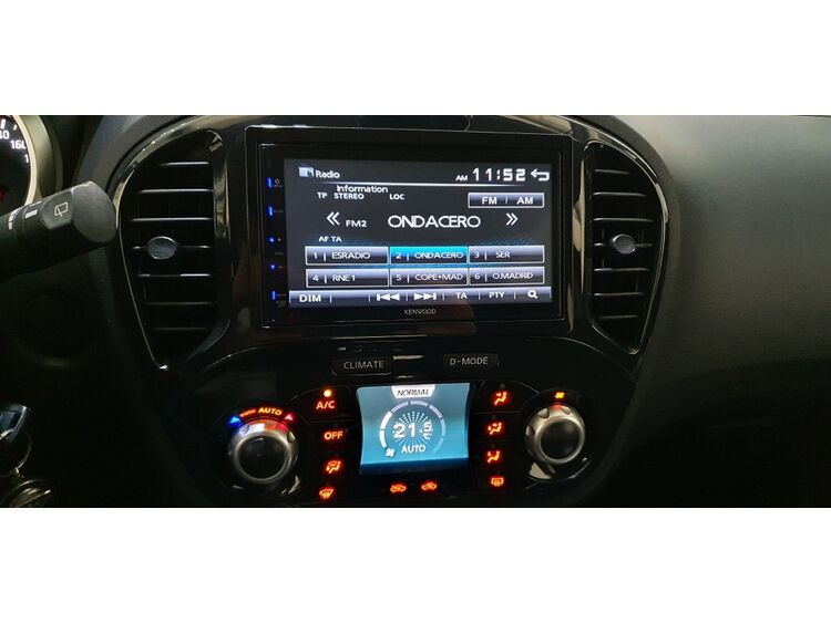 Nissan Juke TEKNA SPORT CVT 1.6 117 CV automatico foto 17
