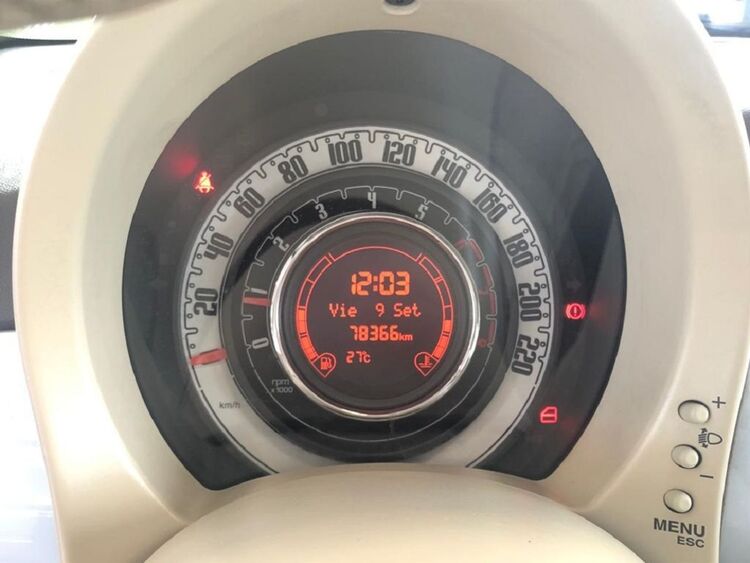 Fiat 500 Lounge foto 14