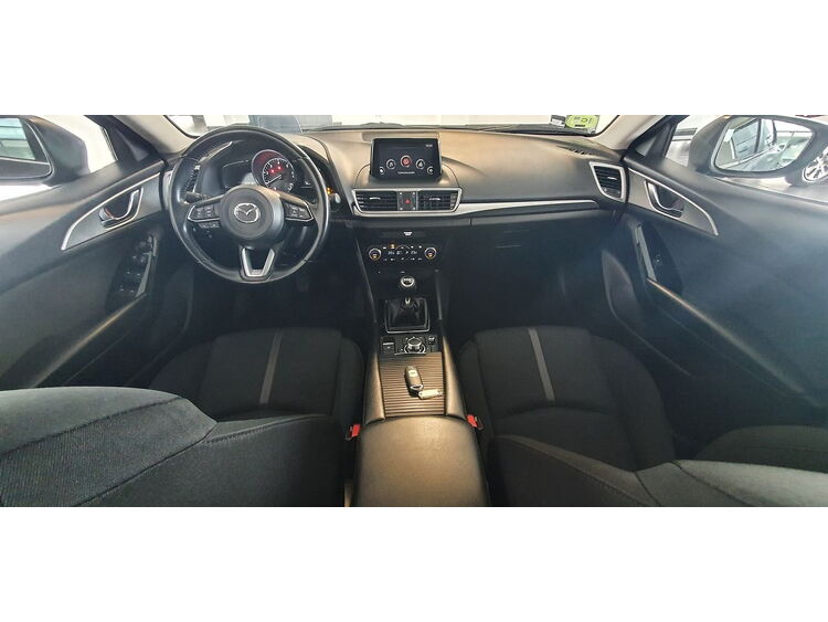 Mazda 3 Black Tech Edition foto 16