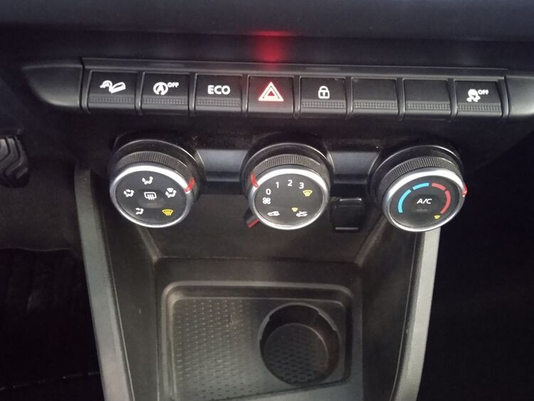 Dacia Duster Comfort 4WD foto 13