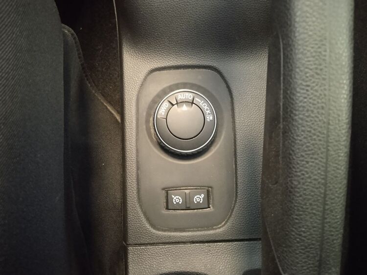 Dacia Duster Comfort 4WD foto 14