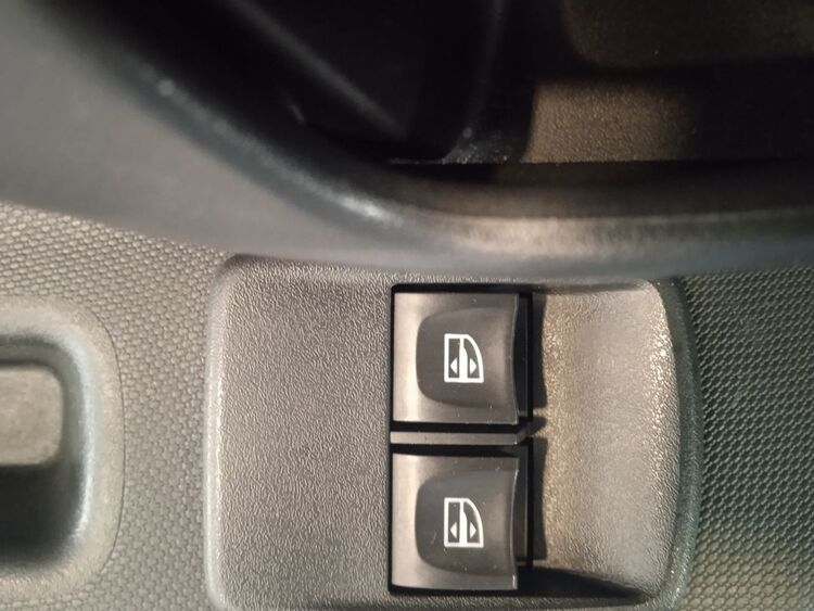 Dacia Sandero Essential foto 19